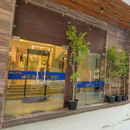 Rosewood Suites A Family Hotel Near Delhi Airport New Delhi Luaran gambar