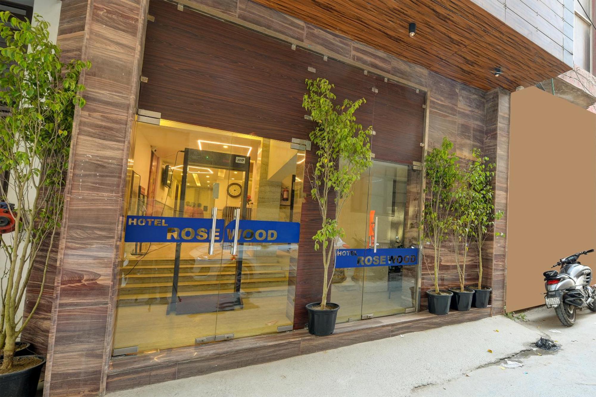 Rosewood Suites A Family Hotel Near Delhi Airport New Delhi Luaran gambar
